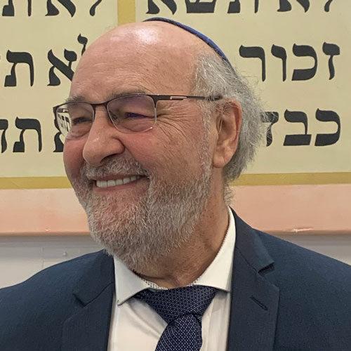 Emmanuel Rodriguez Perez, rabbin de la synagogue des juifs messianiques de Paris